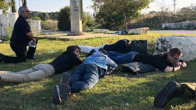 Воздушная тревога в Гуш-Дане. Фото: Идан Ягода