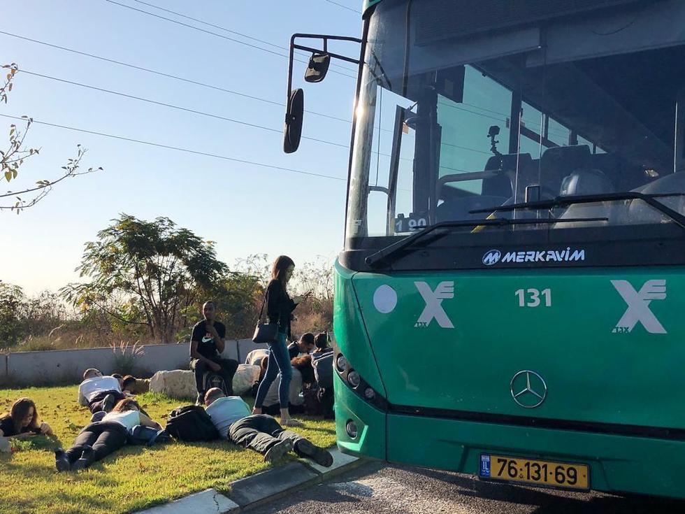 Воздушная тревога в Гуш-Дане. Фото: Идан Ягода