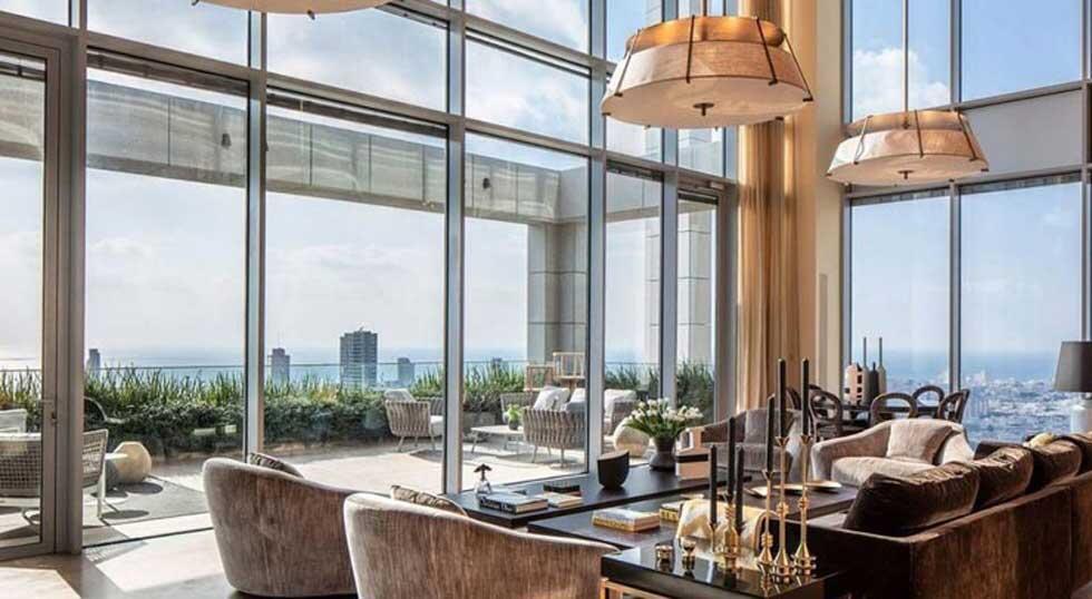 Панорамные окна с видом на 4 стороны. Фото: Douglas Elliman (Фото: DOUGLAS ELLIMAN) Панорамные окна с видом на 4 стороны. Фото: Douglas Elliman