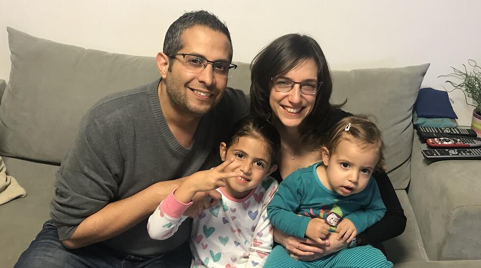 Дана и ее семья. Фото из личного альбома (צילום: אלבום משפחתי) Дана и ее семья. Фото из личного альбома