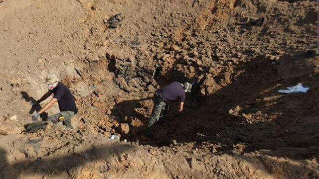 На месте падения ракеты в региональном совете Эшкольnullnull На месте падения ракеты в региональном совете Эшколь