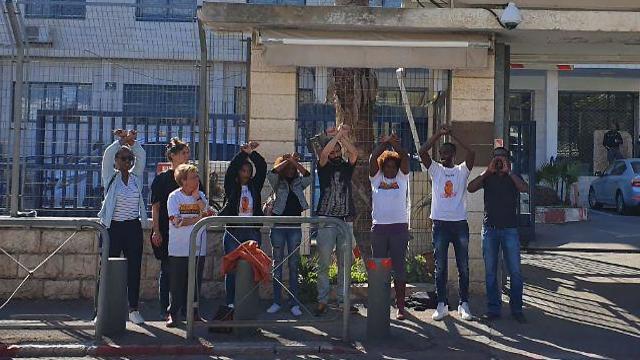 Демонстрация протеста у здания минюста