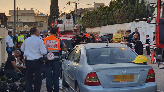 Место происшествия. Фото: МАДА (צילום: תיעוד מבצעי מד"א) Место происшествия. Фото: МАДА