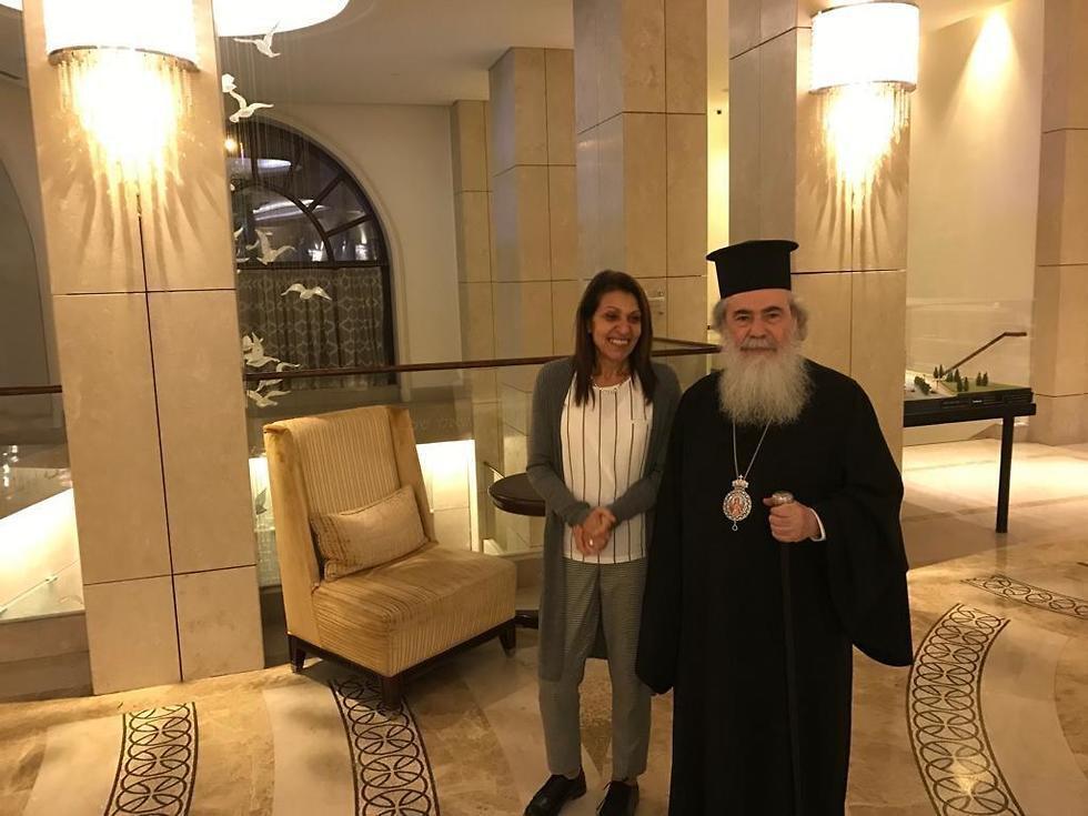 Яфа Иссахар с патриархом