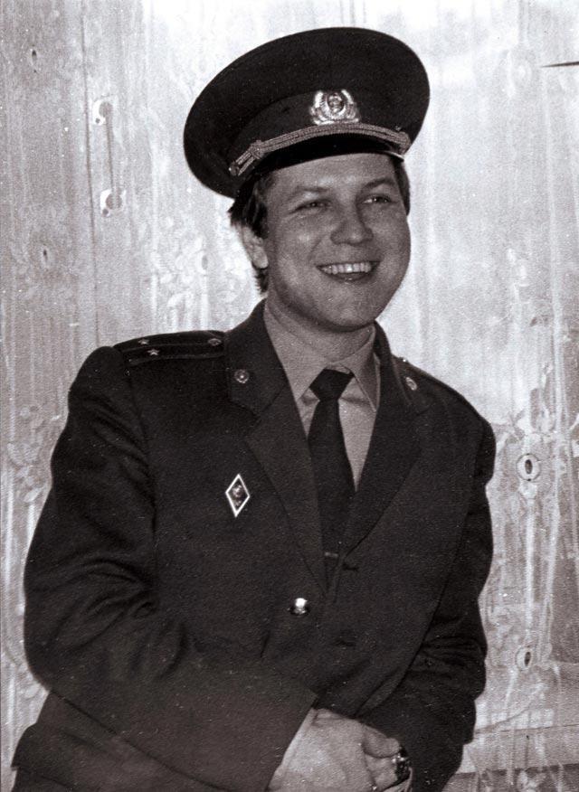 Воли Агам советский милиционер. Фото: семейный архив