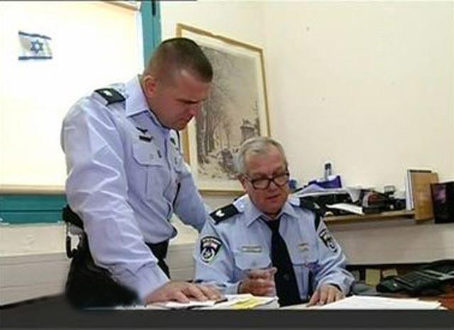 Два поколения полицейских. Фото: семейный архив