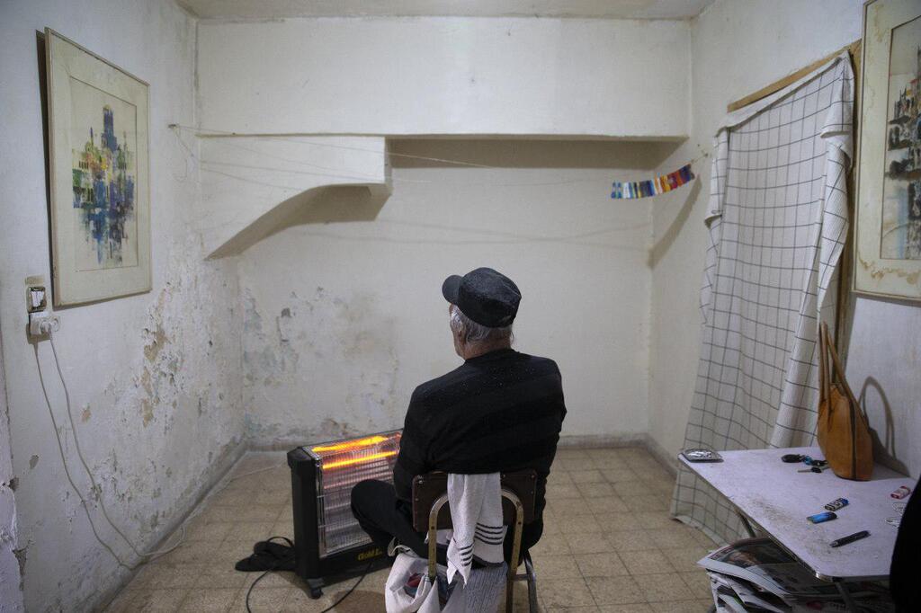 בית בתים ללא חימום חום ב חורף קור קר ירושלים (צילום: עמית שאבי) בית בתים ללא חימום חום ב חורף קור קר ירושלים