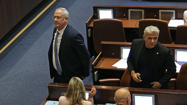 Бени Ганц и Яир Лапид. Фото: Алекс Коломойский