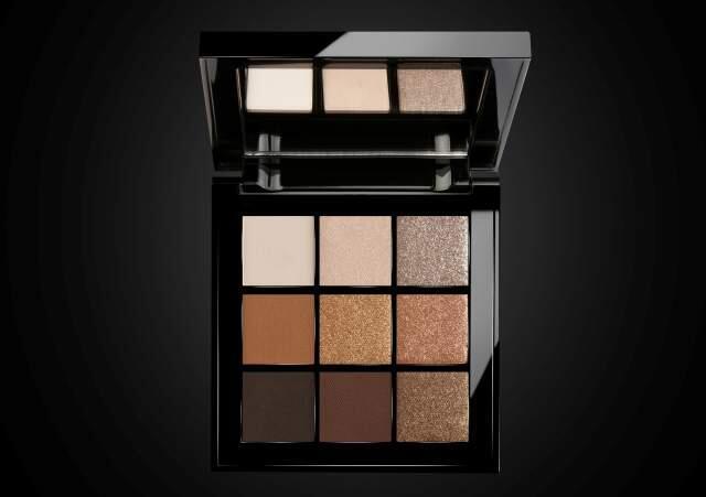 9 оттенков теней в роскошном футляре