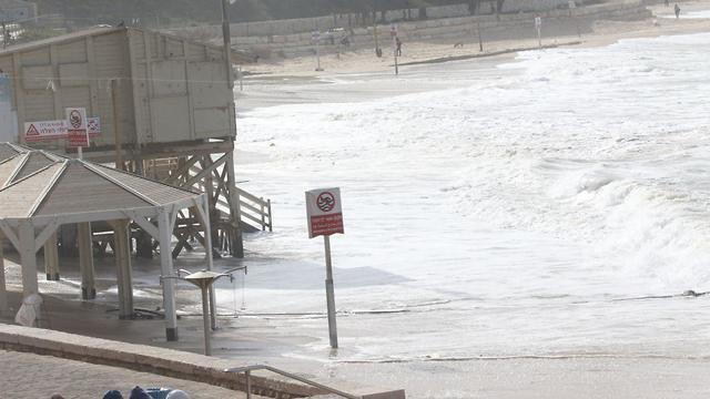 Пляж в Яффо. Фото: Моти Кимхи