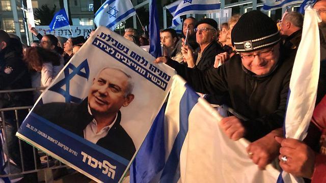 Митинг против судебной системы. Фото: Моти Кимхи (צילום: מוטי קמחי) Митинг против судебной системы. Фото: Моти Кимхи