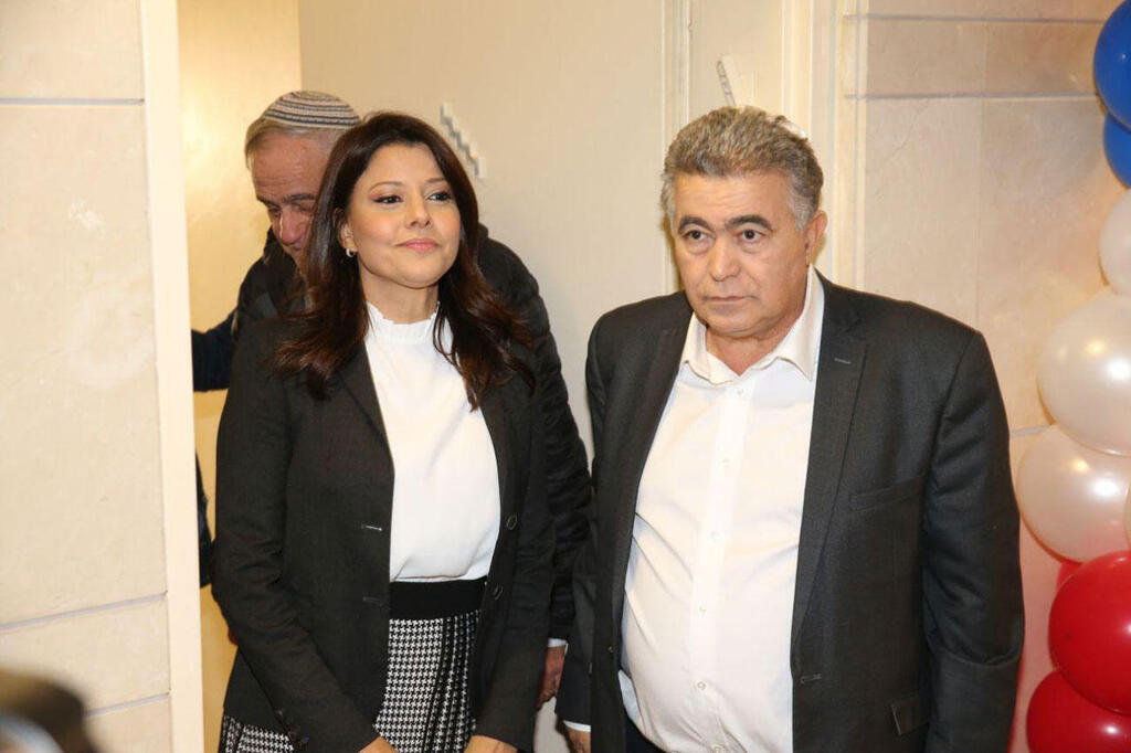 עמיר פרץ אורלי לוי אבקסיס מפלגת העבודה גשר חניכת מטה בחירות 2020 תל אביב (צילום: מוטי קמחי) עמיר פרץ אורלי לוי אבקסיס מפלגת העבודה גשר חניכת מטה בחירות 2020 תל אביב