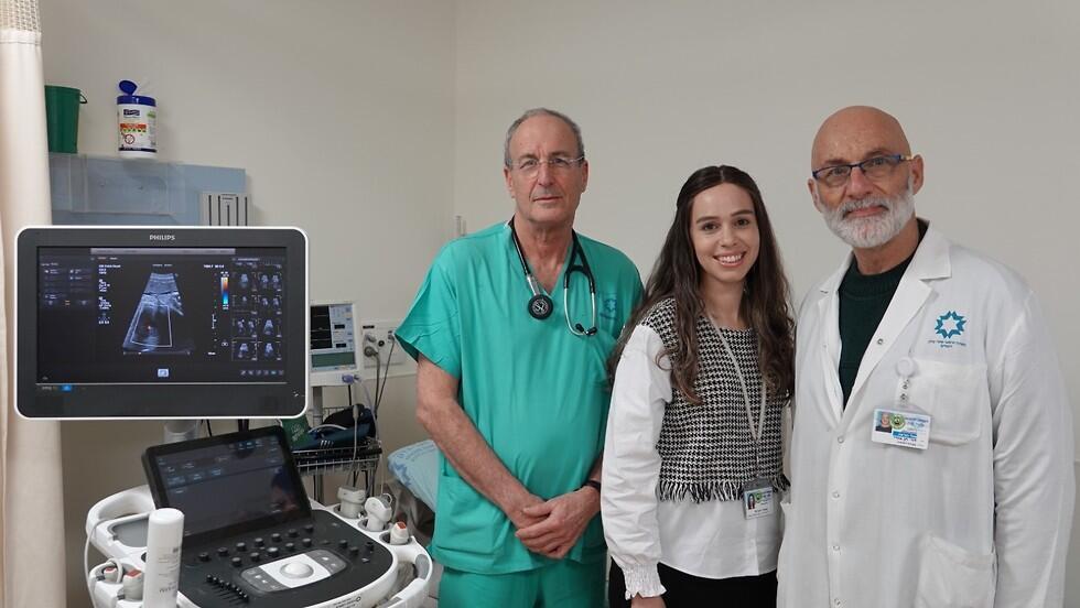 Проф. Амирам Нир, техник УЗИ Авиталь Таубер и д-р Ори Хен. Фото: пресс-служба больницы "Шаарей-цедек"