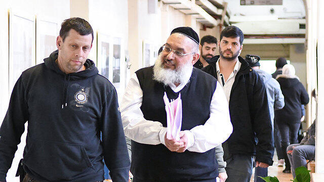 Аарон Рамати в мировом суде в Иерусалиме. Фото: Рафи Коц (צילום: רפי קוץ) Аарон Рамати в мировом суде в Иерусалиме. Фото: Рафи Коц