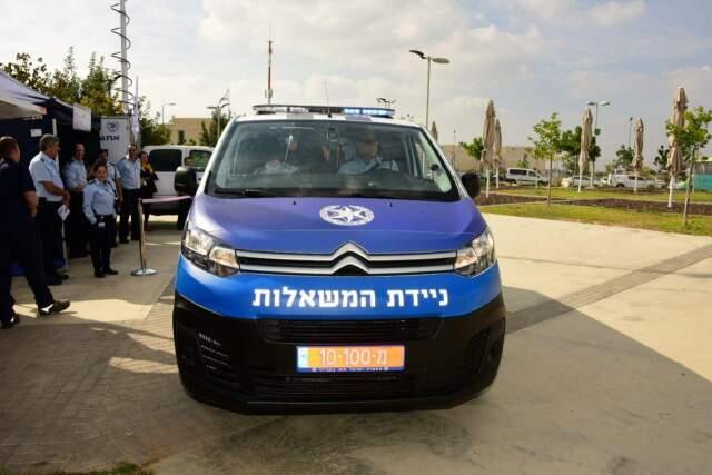 Патруль желаний - полицейская машина, исполняющая мечты детей. Фото: пресс-служба полиции (Фото: пресс-служба полиции) Патруль желаний - полицейская машина, исполняющая мечты детей. Фото: пресс-служба полиции