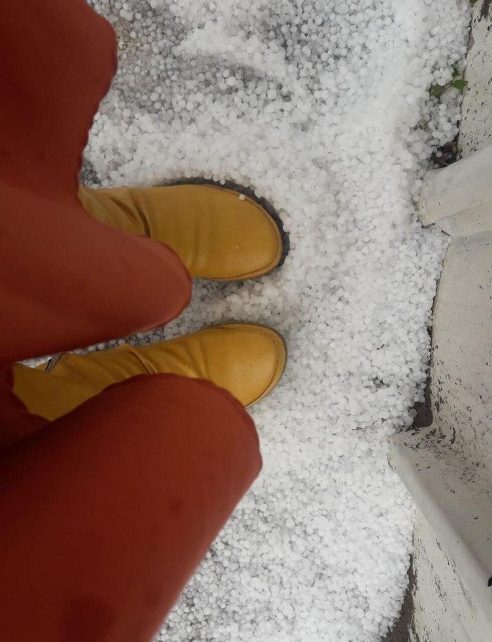 Град в Рош ха-Аине. Фото: Илана Штейн (צילום: אליענה שטיין) Град в Рош ха-Аине. Фото: Илана Штейн