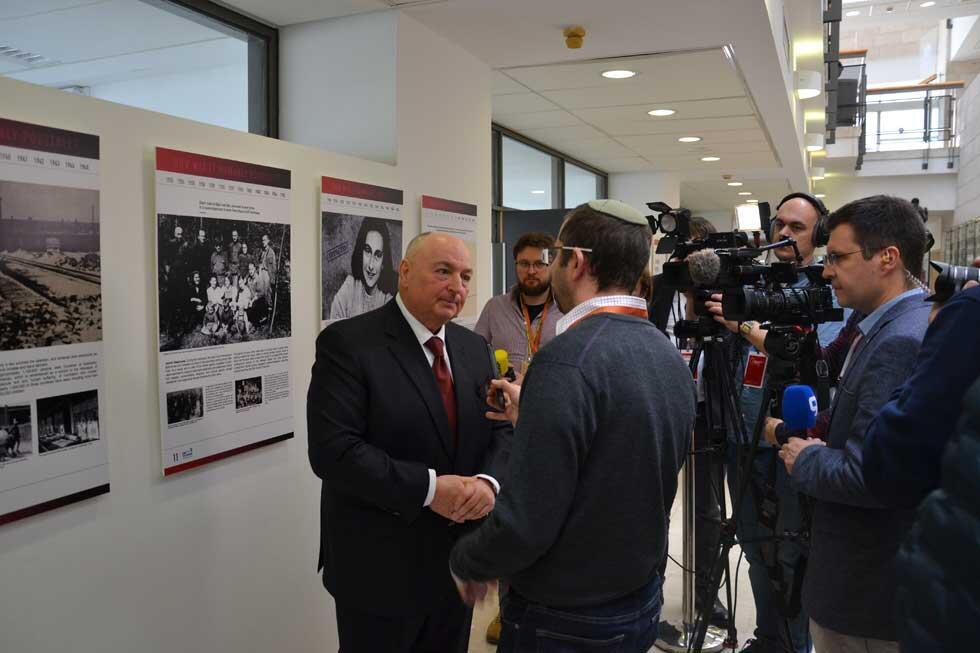 Моше Кантор в кулуарах форума. Фото: пресс-служба ЕЕК