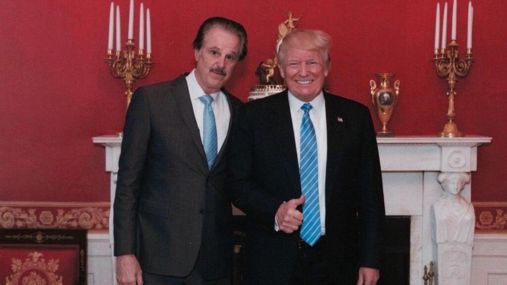 'Trump’s policy toward Israel speaks for itself'; Mike Evans and US President Donald Trump (Photo: The White House) דולנד טראמפ ומייק אוונס