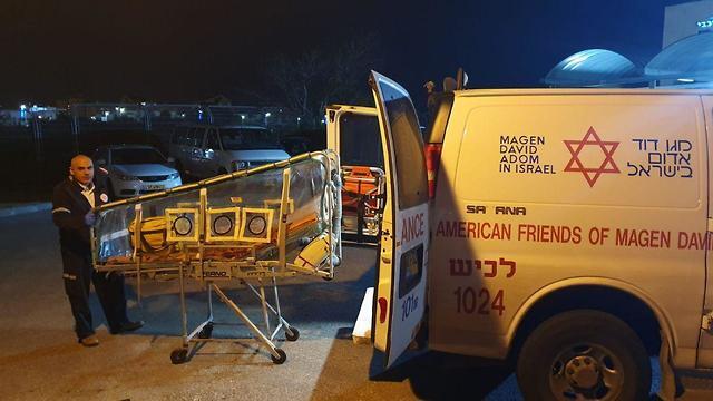 Китайский рабочий госпитализирован с подозрением на коронавирус. Фото: минздрав (באדיבות משרד הבריאות) Китайский рабочий госпитализирован с подозрением на коронавирус. Фото: минздрав