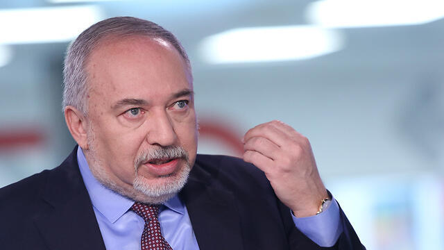 Авигдор Либерман. Фото: Ави Муалем (צילום: אבי מועלם) Авигдор Либерман. Фото: Ави Муалем