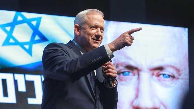 Бени Ганц на предвыборном собрании. Фото: Дана Копель