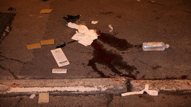 На месте теракта. Фото: Алекс Коломойский (צילום: אלכס קולומויסקי) На месте теракта. Фото: Алекс Коломойский