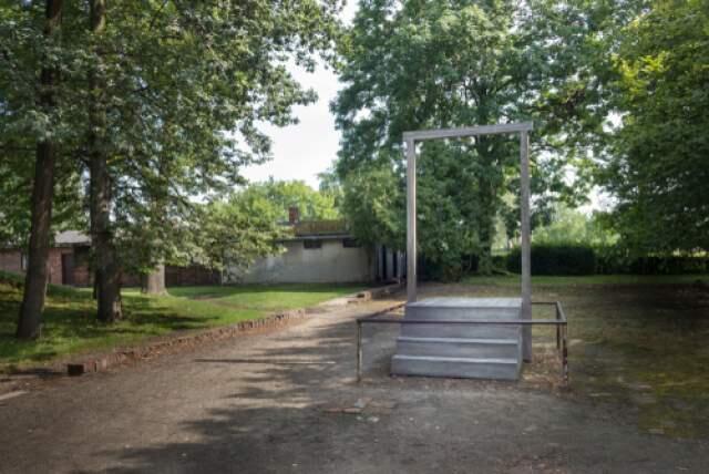 Виселица в Освенциме, на которой был повешен Хесс. Фото: Ghita Marin, shutterstock (Фото: Ghita Marin, shutterstock) Виселица в Освенциме, на которой был повешен Хесс. Фото: Ghita Marin, shutterstock