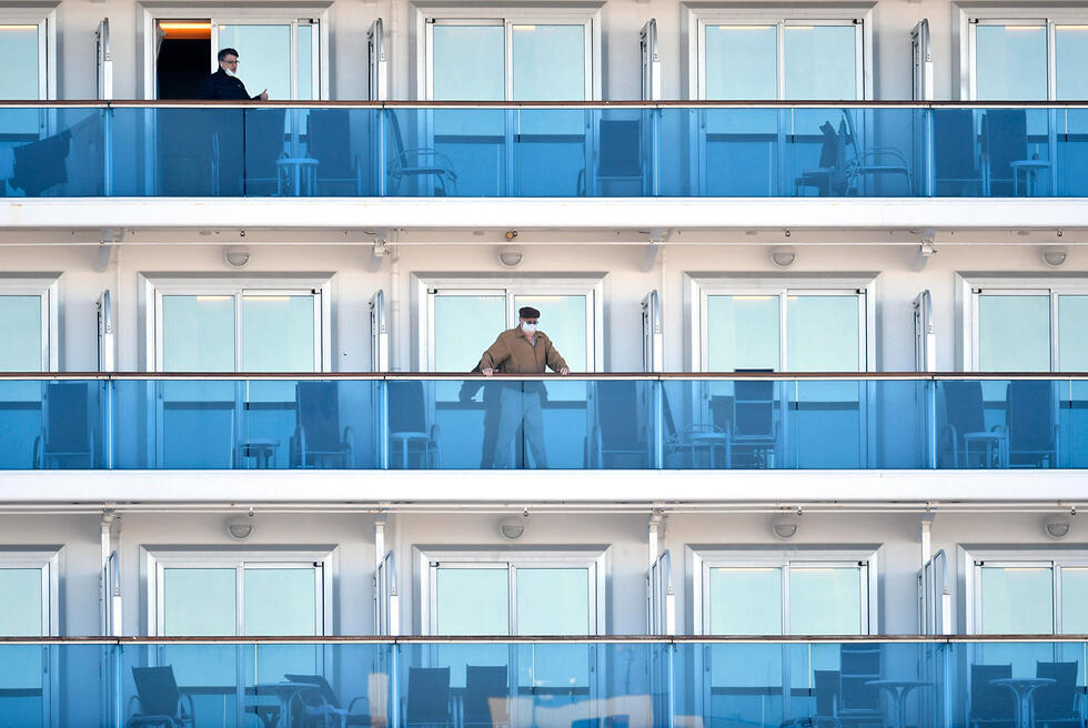 Корабль коронавируса. Фото: EPA (צילום: EPA) Корабль коронавируса. Фото: EPA