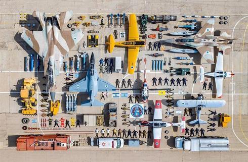 תחרות צילומי רחפן טטריס בבסיס חצרים (צילום: רותם רוגובסקי ודניאל לבטובסקי) תחרות צילומי רחפן טטריס בבסיס חצרים