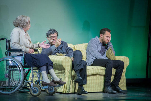 Сцена из спектакля "Повторное расследование". Фото: Виктория Шуб