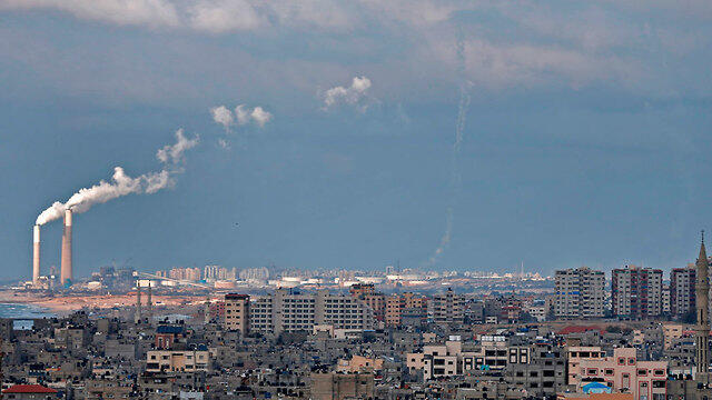 Перехват ракеты у границы Газы. Фото: AFP (צילום: AFP) Перехват ракеты у границы Газы. Фото: AFP