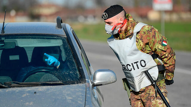 На дорогах Италии. Фото: AFP (צילום: AFP) На дорогах Италии. Фото: AFP