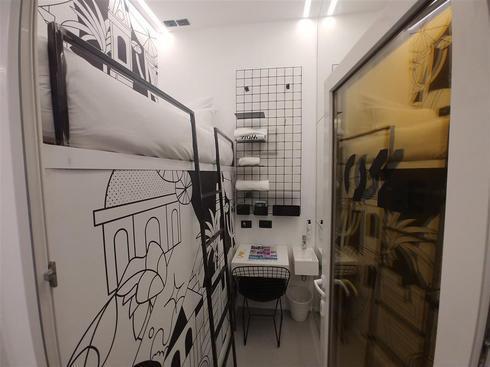 Номера маленькие, но для ночлега достаточно. Фото: Гилад Ялон (Фото: Гилад Ялон) Номера маленькие, но для ночлега достаточно. Фото: Гилад Ялон