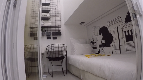 Так выглядит одноместный номер в отеле-стручке. Фото: Гилад Ялон (Фото: Гилад Ялон) Так выглядит одноместный номер в отеле-стручке. Фото: Гилад Ялон