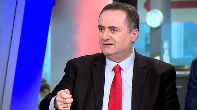 Исраэль Кац в студии Ynet. Фото: Хагай Декель (צילום: חגי דקל) Исраэль Кац в студии Ynet. Фото: Хагай Декель