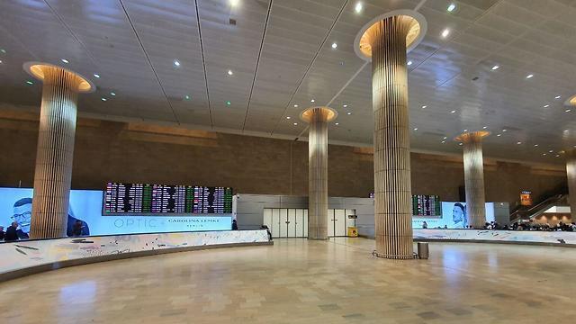 В аэропорту Бен-Гурион. Фото: Шмулик Додфур (צילום: שמוליק דודפור) В аэропорту Бен-Гурион. Фото: Шмулик Додфур