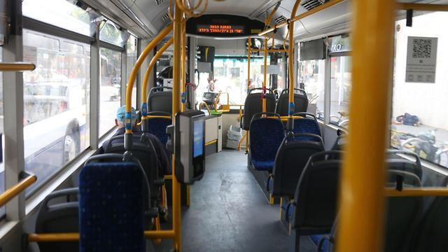 Автобусы опустели. Фото: Моти Кимхи