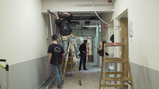 Подготовка в больнице "Ха-Шарон". Фото: "Трол хафакот"