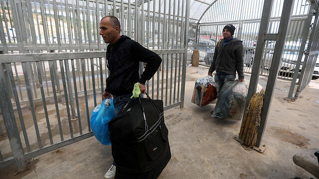 КПП Таркумия. Фото: EPA