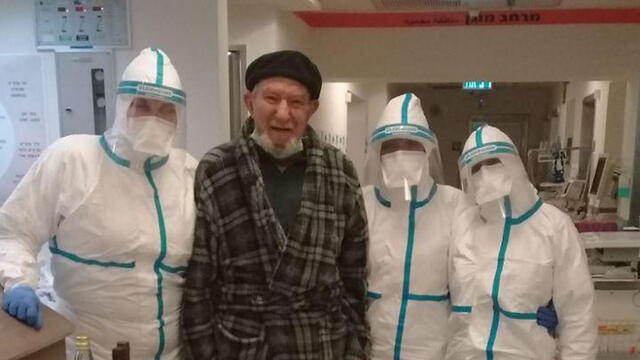 В других больницах тоже праздновали. Больница "Ха-Эмек" в Афуле. Фото: пресс-служба больницы (צילום: דוברות המרכז הרפואי העמק) В других больницах тоже праздновали. Больница "Ха-Эмек" в Афуле. Фото: пресс-служба больницы