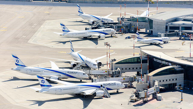 Бен-Гурион: самолеты "Эль-Аль" на приколе. Фото: Исраэль Бардуго (צילום: ישראל ברדוגו) Бен-Гурион: самолеты "Эль-Аль" на приколе. Фото: Исраэль Бардуго