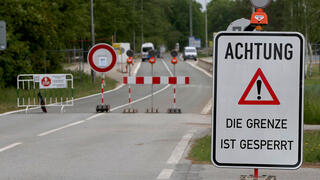  בגבול בין אוסטריה לצ'כיה. בידוק בגבול הוא הברירה האחרונה