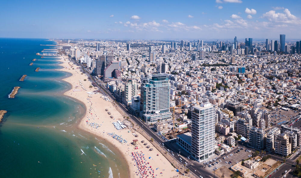 The report highlights a sharp rise in average wages in Tel Aviv (Photo: shutterstock) תל אביב