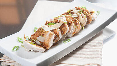 חזה עוף בבישול "לבן" עם רוטב חרדל וסויה