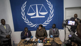 International Criminal Court's (ICC) chief prosecutor Fatou Bensouda (C) holds a press conference in 2018  