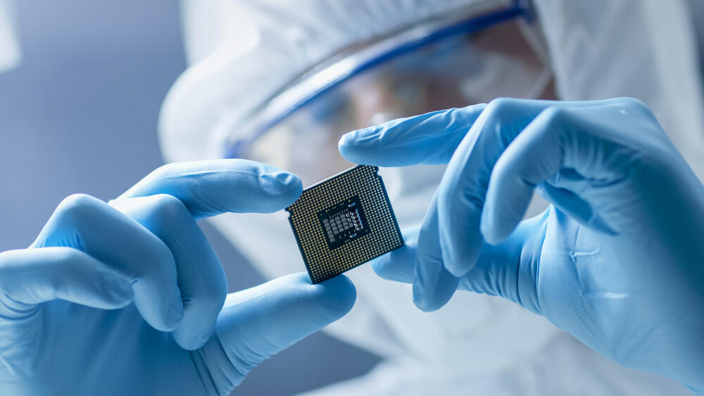 After becoming a leader in the field of silicon, Israel is turning to a new field (Photo: Shutterstock) שבב