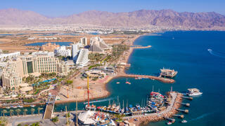 שר התיירות המליץ לטוס ליוון, המלונות בארץ לא הגיבו