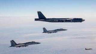 מטוסי קרב של צה״ל מסוג F-15 ליוו היום שני מפציצים אמריקאים מדגם B-52 מעל שמי מדינת ישראל