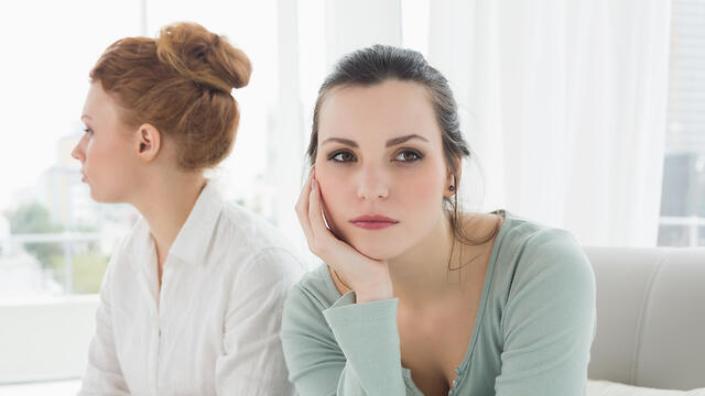 הפרידה שלא מדברים עליה: איך להיפרד מחברים טובים?