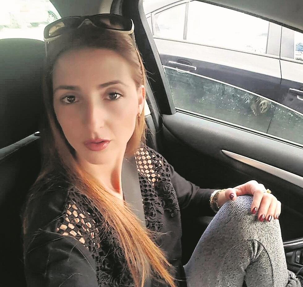 Dvora Hirsch דבורה הירש